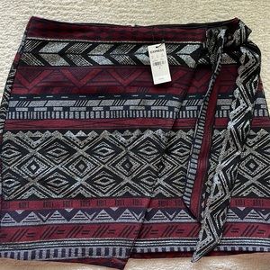 🌻NWT! Skirt!